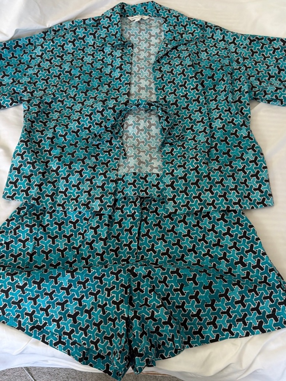 BR Two-Piece Set in Teal Geometric Print